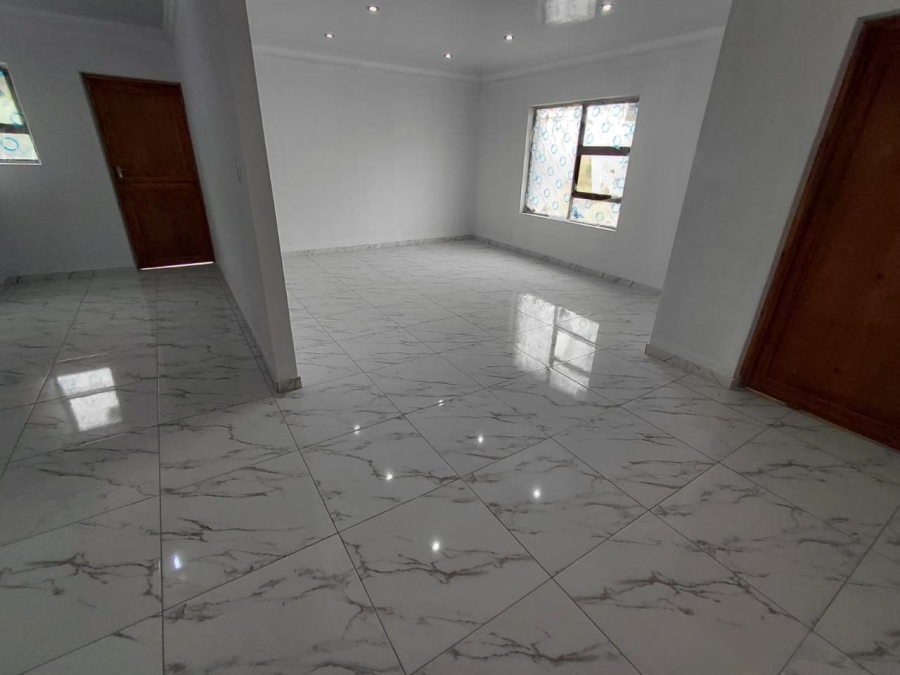 3 Bedroom Property for Sale in Paradise Beach Eastern Cape